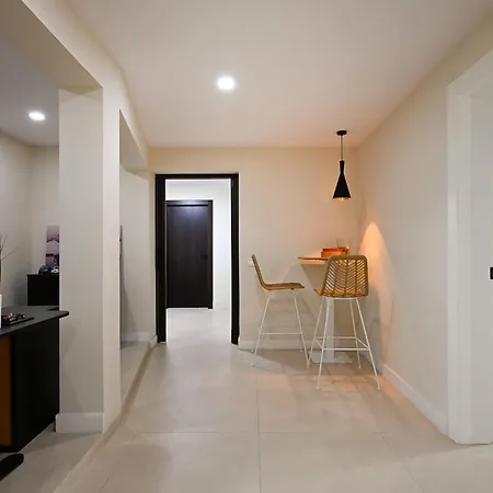 Lioness Exclusive With Pool And Sauna