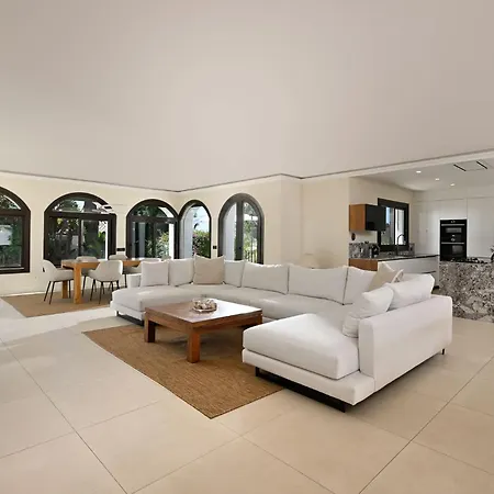 Lioness Exclusive With Pool And Sauna Villa *