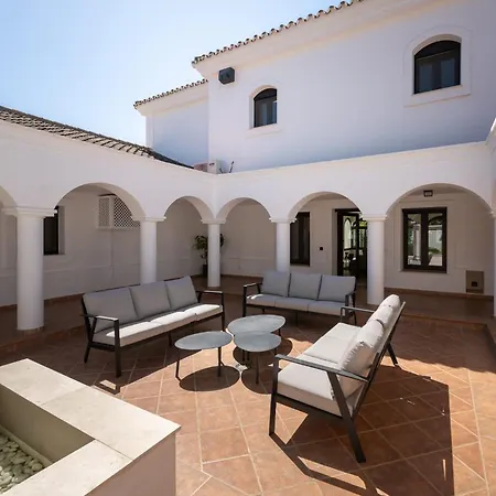 Lioness Exclusive With Pool And Sauna * Marbella