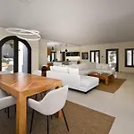 Villa Lioness Exclusive With Pool And Sauna Marbella